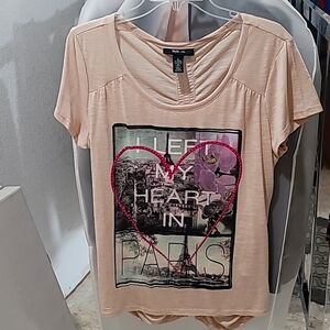 Style&Co "I LEFT MY HEART IN PARIS" T- Shirt, size L. Ruched back.